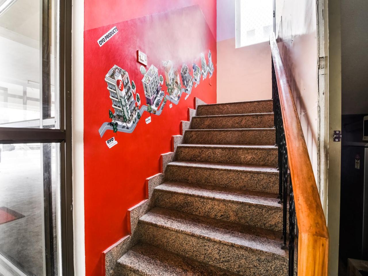 Hotel Oyo Flagship 324 Velachery Madipakkam Chennai Exterior foto